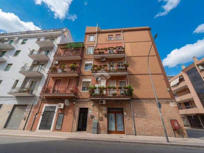 Appartamento trilocale in vendita in Via Bengasi, Quartieri Settecenteschi, Foggia