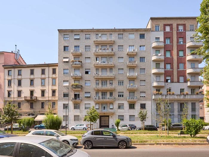 Appartamento quadrilocale in vendita in Via Giuditta Sidoli, Plebisciti Susa, Milano