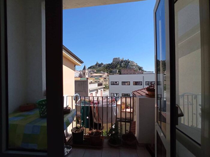 Appartamento bilocale in vendita in Via Umberto I, Roccella Ionica