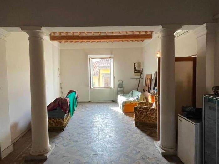 Appartamento con 6 locali in vendita in Via Guglielmo Oberdan, San Francesco, Pisa