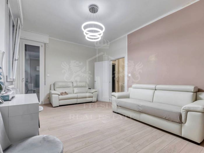 Appartamento quadrilocale in vendita in Via Alberto Trauzzi, Pilastro, Bologna