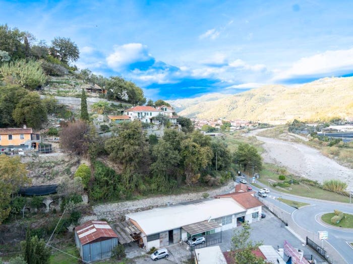 Appartamento con 5 locali in vendita in Centro, Camporosso