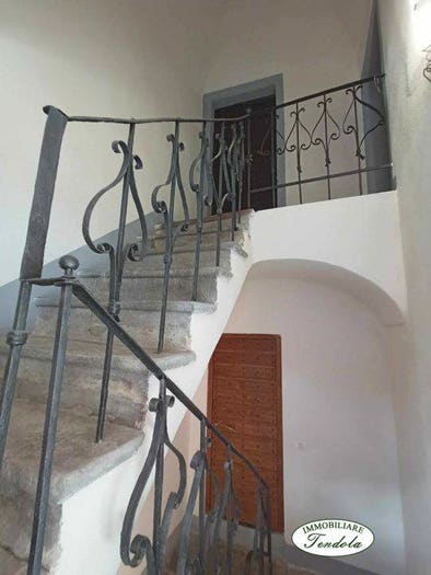 Appartamento con 5 locali in vendita in Centro, Pontremoli