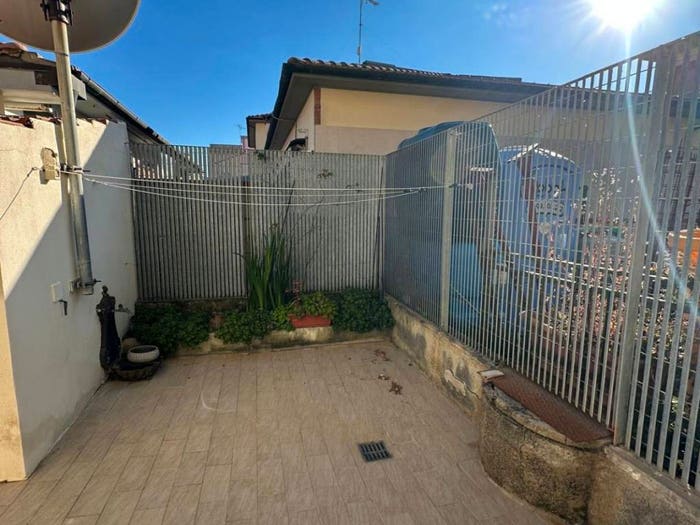 Appartamento quadrilocale in vendita in Via Isola di Caprera, Zona Nuova Pratoranieri, Follonica