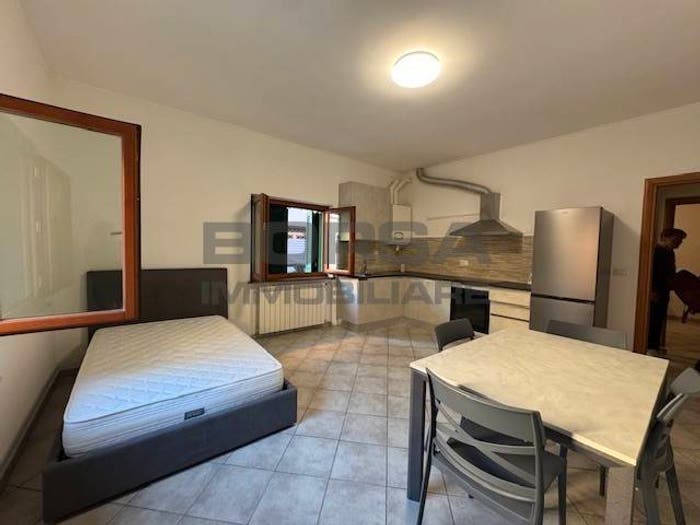 Appartamento bilocale in vendita in Via Santo Stefano, Pontino Bastia, Livorno