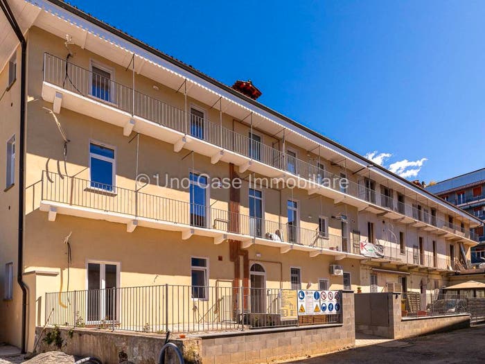 Appartamento trilocale in vendita in Via Bettoia, Centro, Caluso