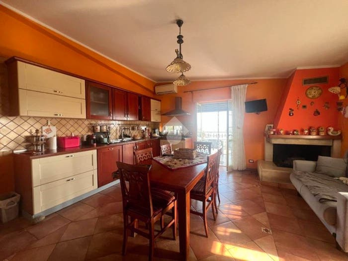 Appartamento con 5 locali in vendita in Via degli Irpini, Nicastro Sambiase, Lamezia Terme