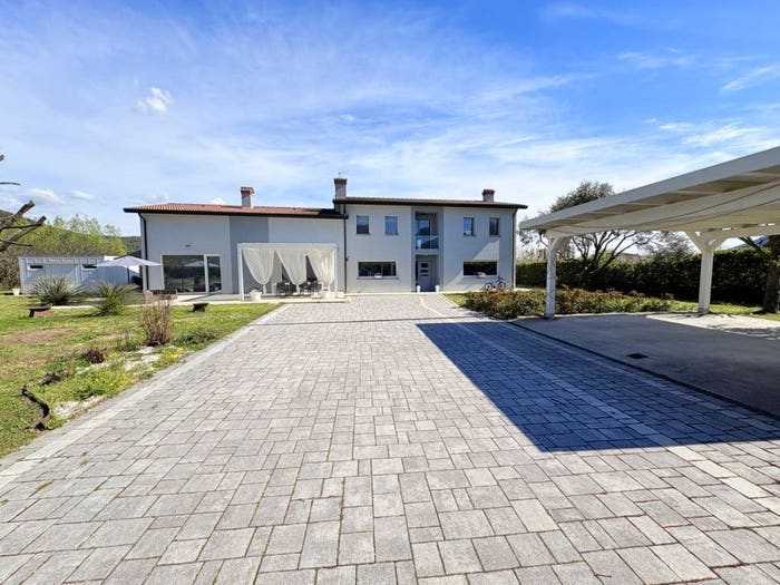 Casa con 6 locali in vendita in Via Verdi, Galzignano Terme