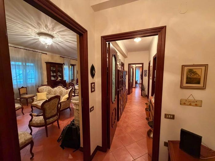 Appartamento con 5 locali in vendita in Via Pigna, Pigna Omodeo, Napoli
