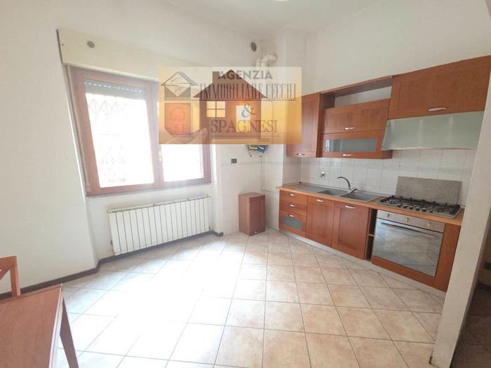 Appartamento trilocale in vendita in Via Tredici Martiri, Torricella, Campi Bisenzio