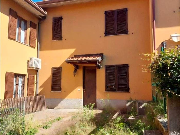 Casa quadrilocale in vendita in Via Giuseppe Parini, Nobile Monguzzo, Monguzzo