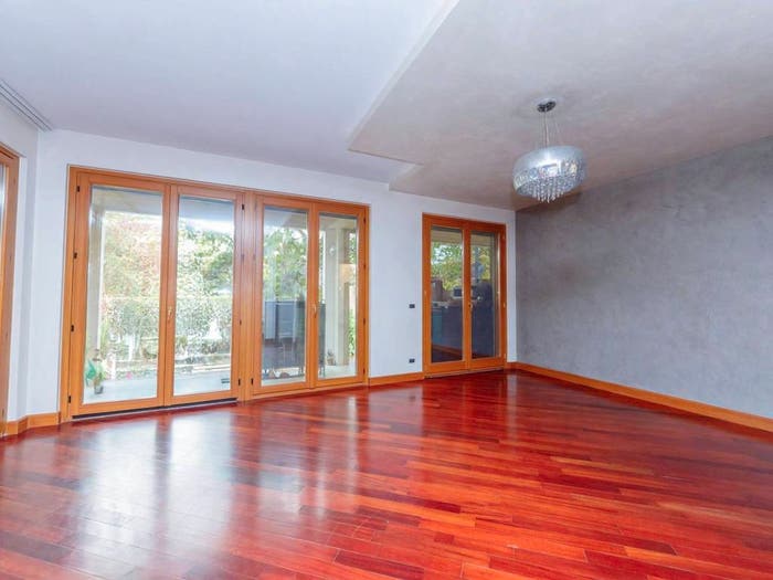 Appartamento quadrilocale in vendita in Via Palatino, San Siro, Milano