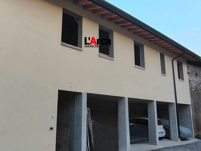 Appartamento bilocale in vendita in Via Gaiardello, Centro, Ghisalba
