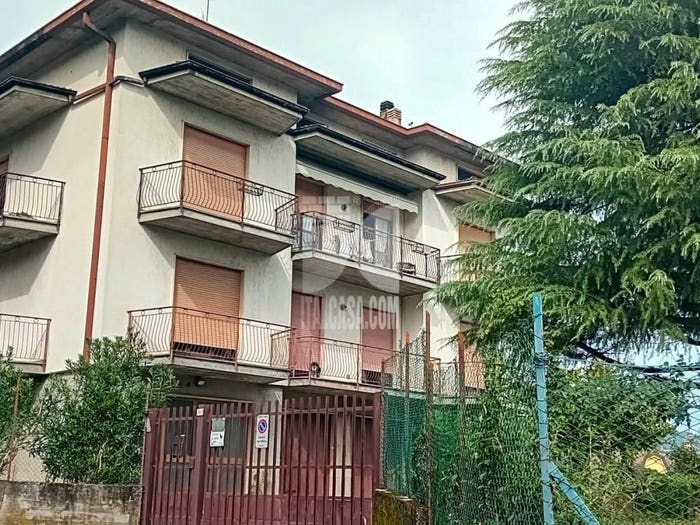 Casa con 6 locali in vendita in VIA SAN LUIGI, Ranica