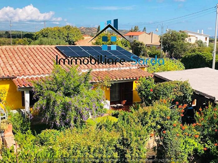 Casa trilocale in vendita in via SAntonio, Vaccileddi, Loiri Porto San Paolo