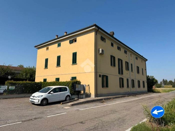 Appartamento trilocale in vendita in Via Marano, Castenaso