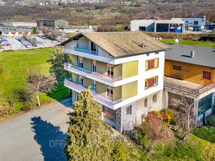 Appartamento con 5 locali in vendita in Via Nazionale est, Centro, Berbenno di Valtellina