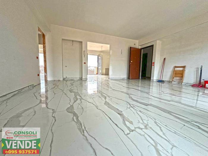 Appartamento trilocale in vendita in Via Siculo Orientale, Centro, Mascali