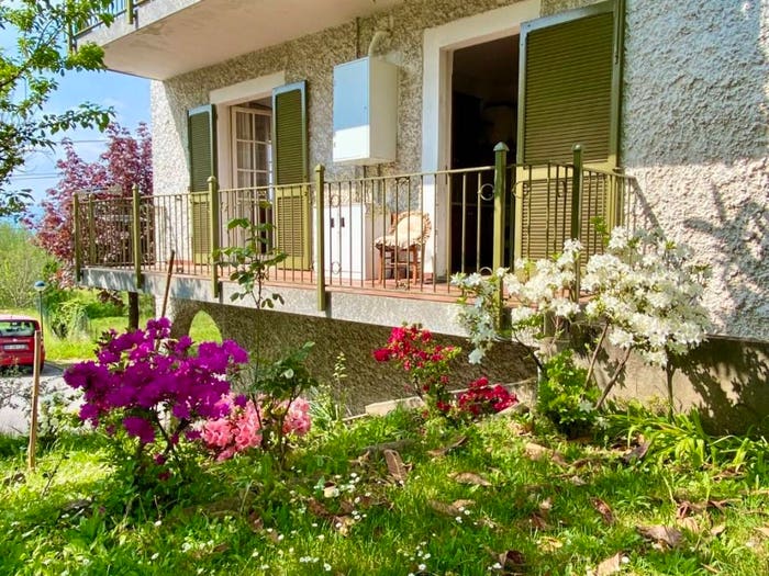 Appartamento trilocale in vendita in Cologna Caraverio, Castello di Brianza