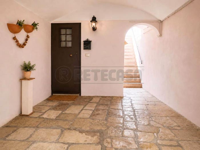 Appartamento bilocale in vendita in Via Cardinale Dell'Olio, Bisceglie