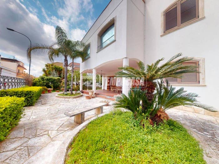 Casa con 5 locali in vendita in Via Lecce Merine, Merine, Lizzanello