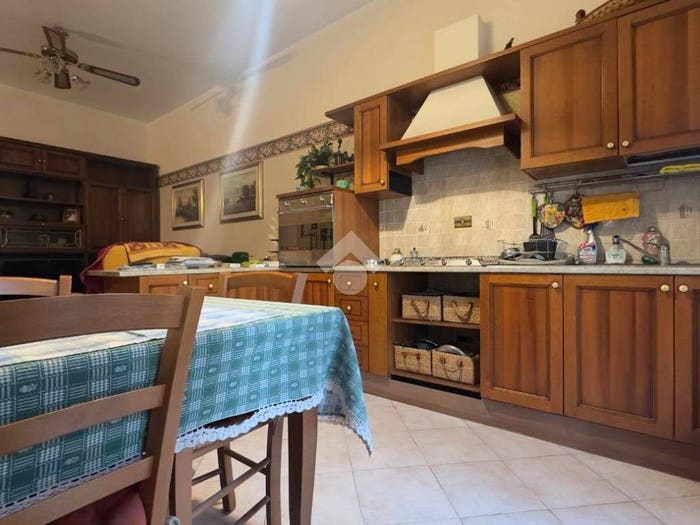 Appartamento quadrilocale in vendita in Via Edilio Raggio, Novi Ligure