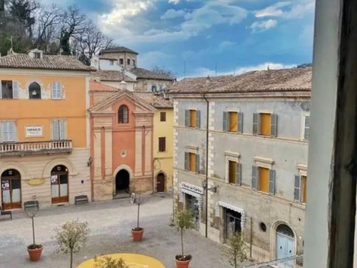 Appartamento con 5 locali in vendita in Via Girolamo Graziani, Centro, Pergola