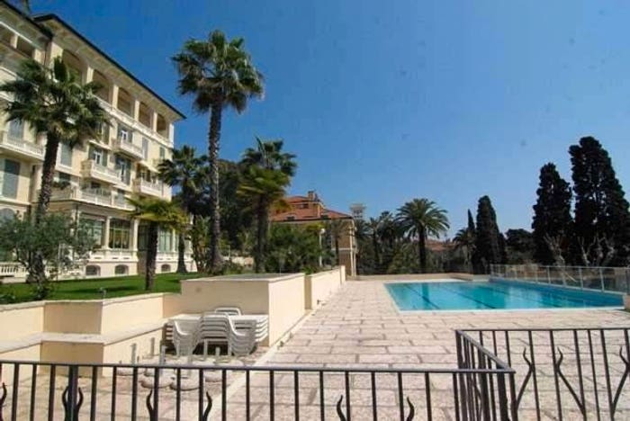 Casa con 6 locali in vendita in via Romana, Via Romana, Bordighera