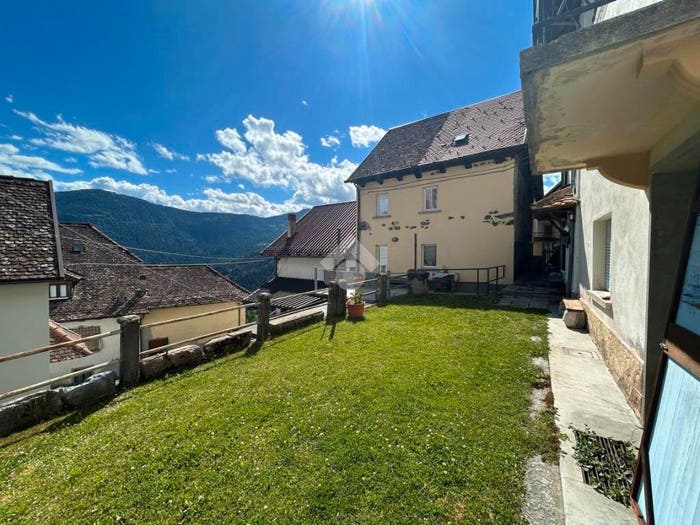 Casa quadrilocale in vendita in Frazione Givigliana, Rigolato