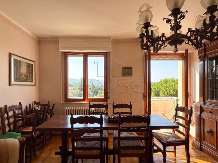 Appartamento trilocale in vendita in Via Alcide de Gasperi, Centro, Città di Castello