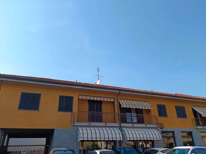 Appartamento quadrilocale in vendita in Piazza Don Luigi Cocco, Centro, Grugliasco
