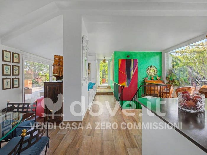 Casa con 5 locali in vendita in Corso San Gottardo, Milano
