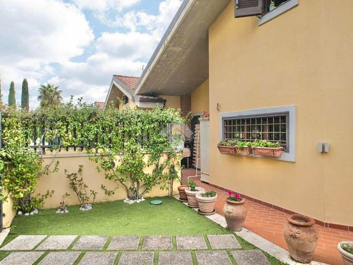 Casa con 6 locali in vendita in Via Giulio Venzi, Pisana Bravetta, Roma