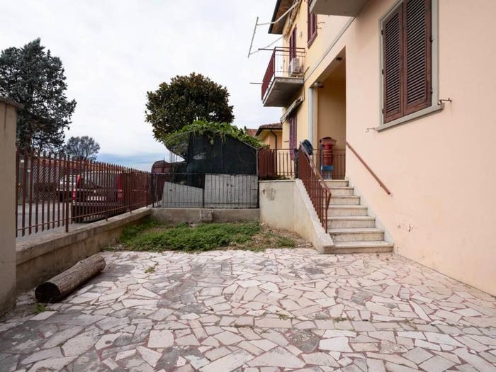 Casa con 6 locali in vendita in Via Ho Chi Min, Centro, Santa Croce sull'Arno