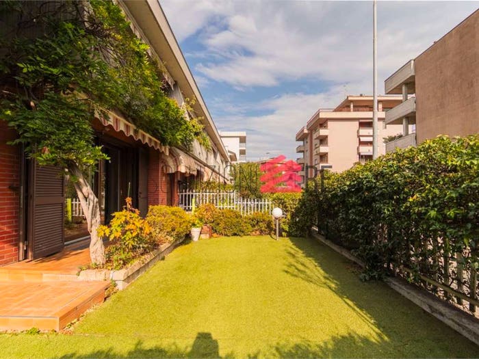 Casa con 5 locali in vendita in via agogna e, San Paolo, Novara