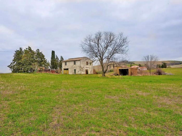 Casa quadrilocale in vendita in Montenero D'Orcia No Number, Montenero, Castel del Piano