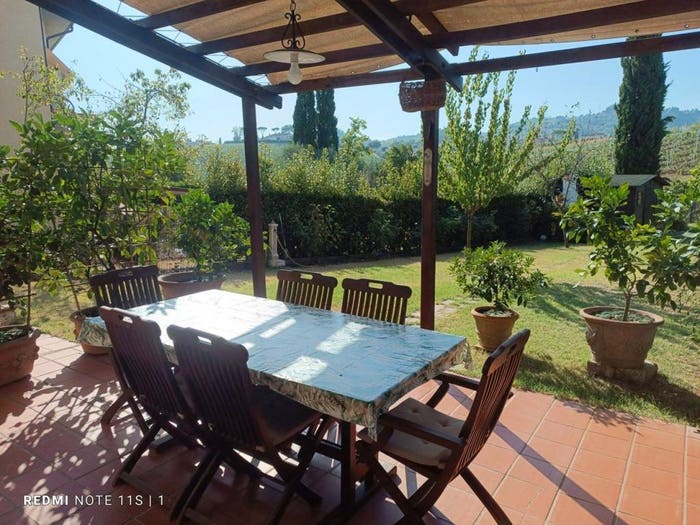 Casa con 6 locali in vendita in Seano, Carmignano