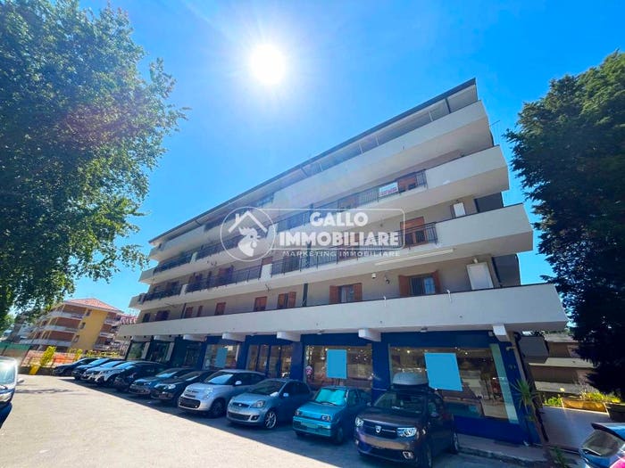 Appartamento quadrilocale in vendita in Via Nazionale Torrette, Mercogliano