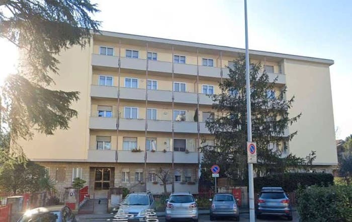 Appartamento quadrilocale in vendita in via Luigi Federico Menabrea, Rovezzano, Firenze