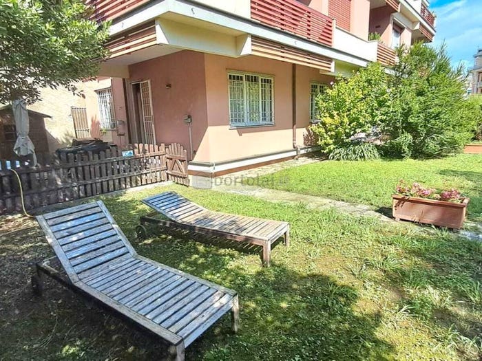 Appartamento con 6 locali in vendita in Via di Serretto, Sturla, Genova
