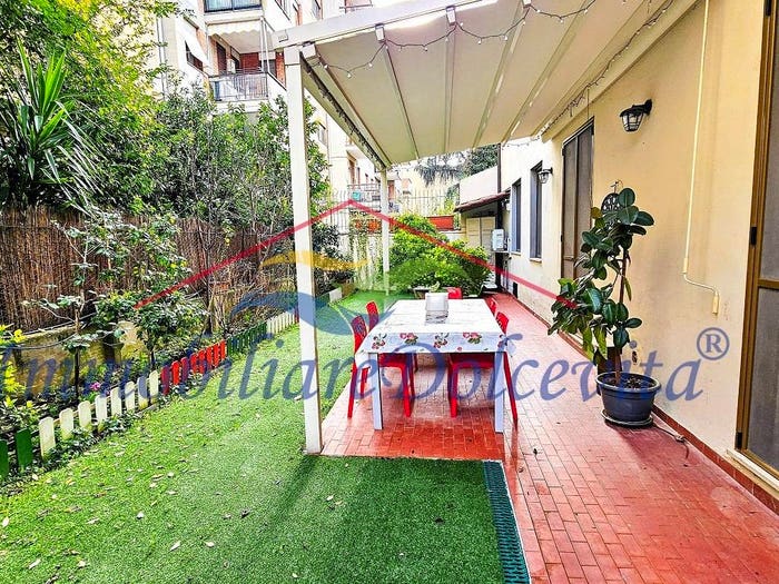 Appartamento con 6 locali in vendita in Viale Manfredo Fanti, Campo di Marte, Firenze