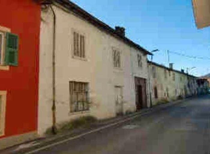 Casa trilocale in vendita in Via Luigi Meineri, Centro, Peveragno