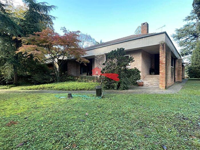 Casa con 6 locali in vendita in Volontari Planis, Udine