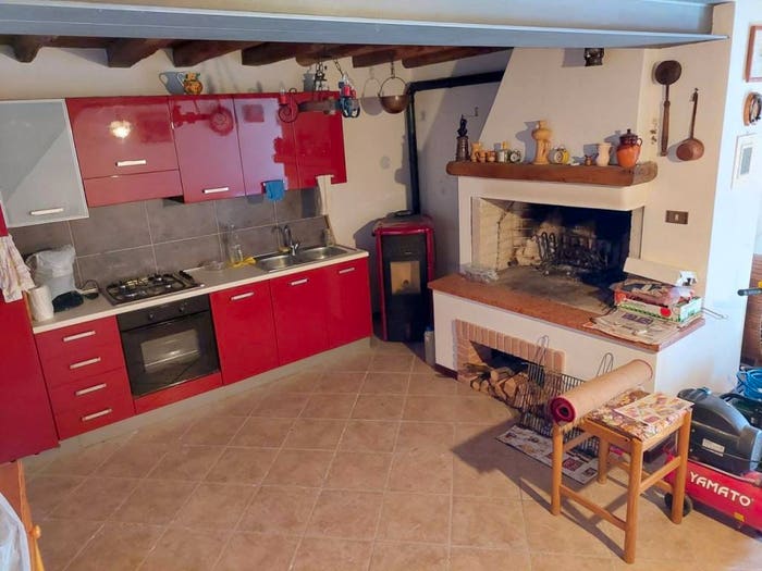 Casa con 6 locali in vendita in Valli del Pasubio