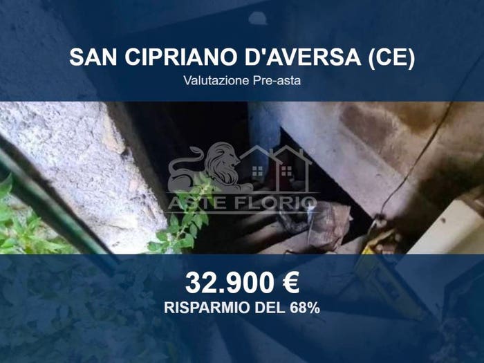 Casa con 5 locali in vendita in Via Antonio Fogazzaro, San Cipriano d'Aversa