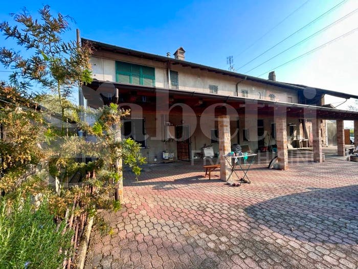 Casa trilocale in vendita in via delle vigne, Alagna