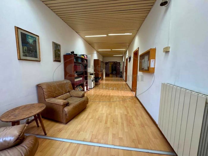 Appartamento con 6 locali in vendita in Cavour San Carlo, Livorno