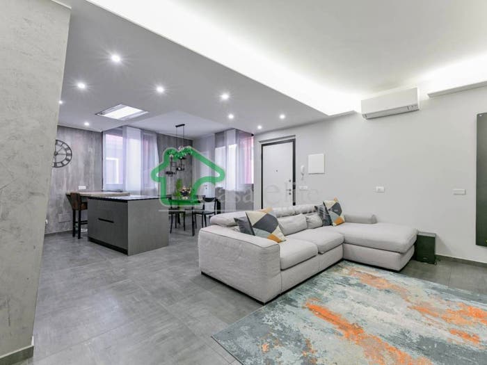 Casa trilocale in vendita in Via Aprile, Centro, Lodi Vecchio