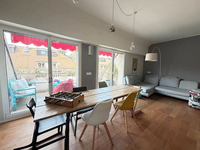 Appartamento quadrilocale in vendita in Via Orio Vergani, Maggiolina, Milano