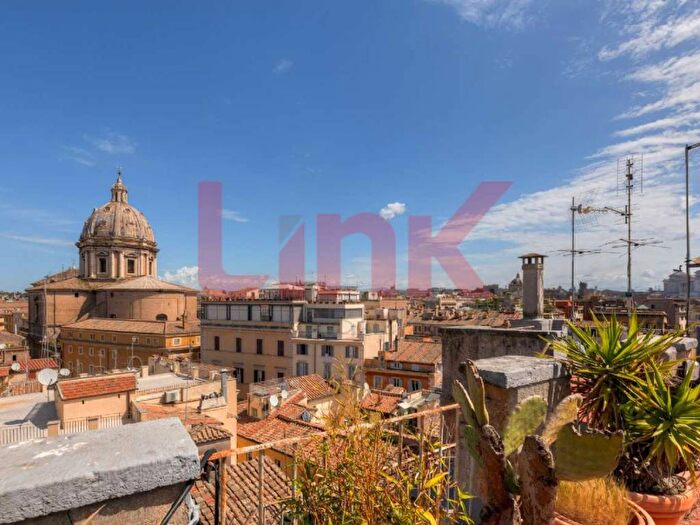 Casa con 5 locali in vendita in largo dei Librari, Campo de' Fiori, Roma